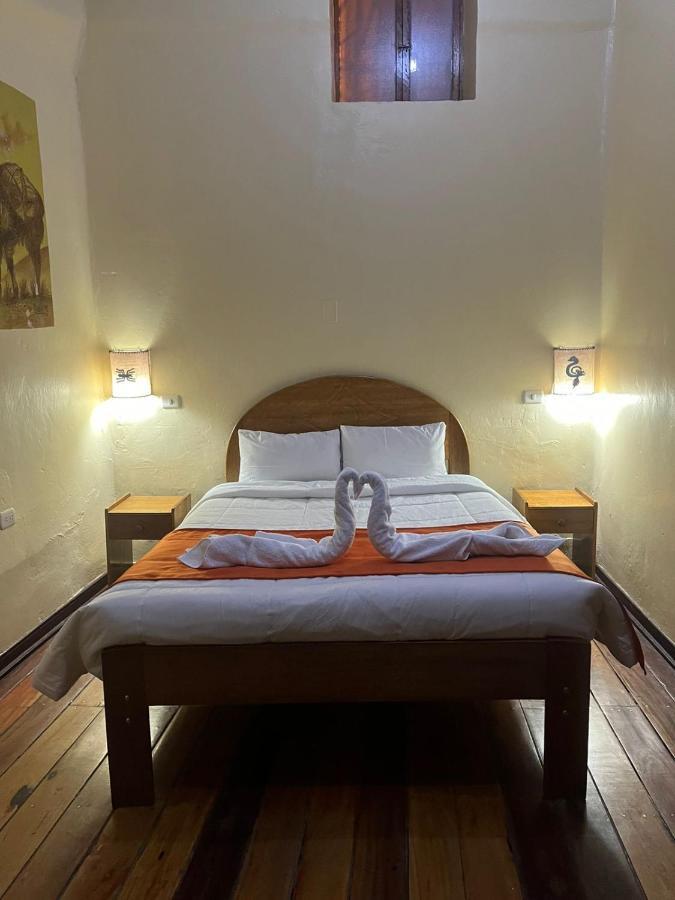 Готель Hostal Andenes De Alabado Куско Екстер'єр фото