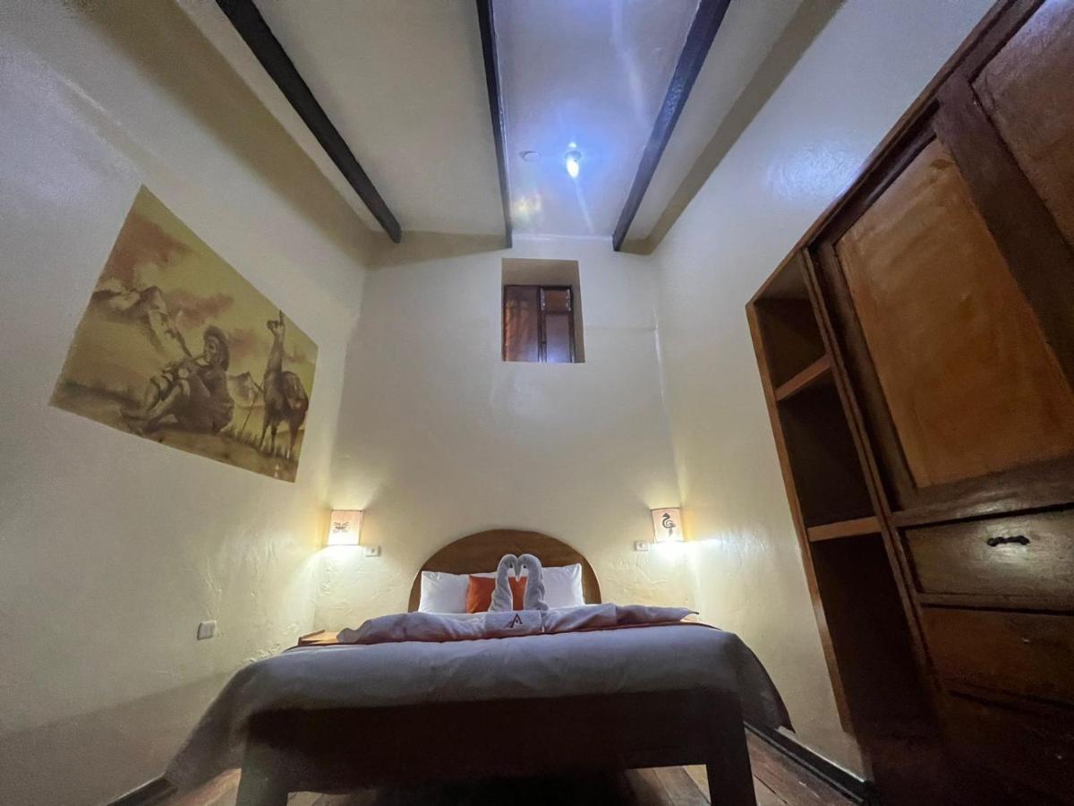 Готель Hostal Andenes De Alabado Куско Екстер'єр фото