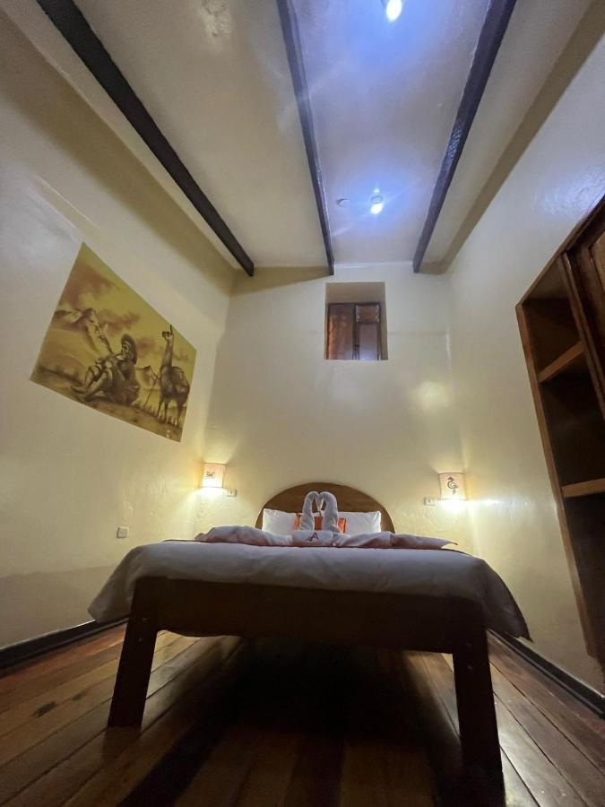 Готель Hostal Andenes De Alabado Куско Екстер'єр фото