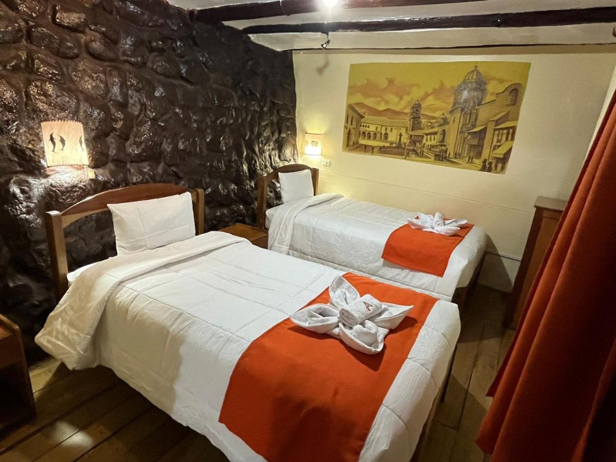 Готель Hostal Andenes De Alabado Куско Екстер'єр фото