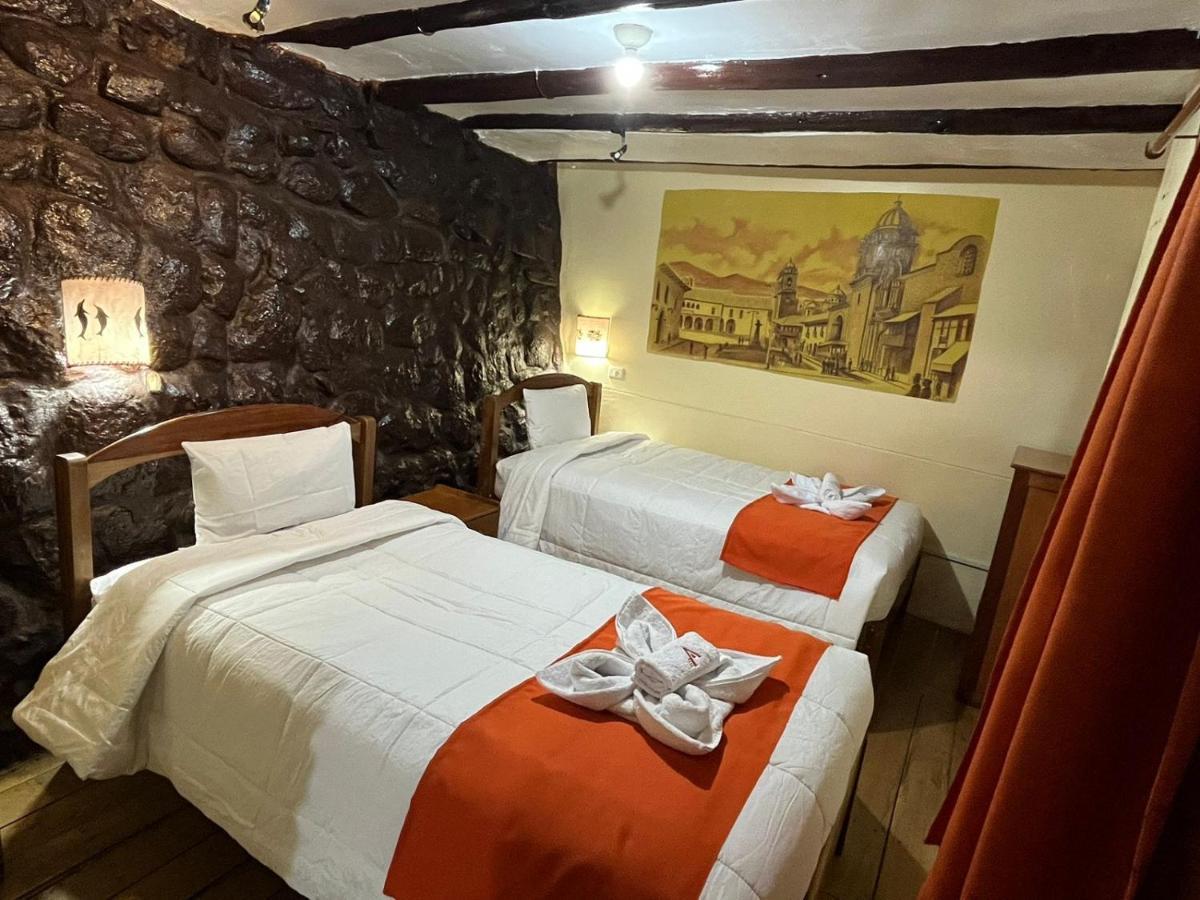Готель Hostal Andenes De Alabado Куско Екстер'єр фото