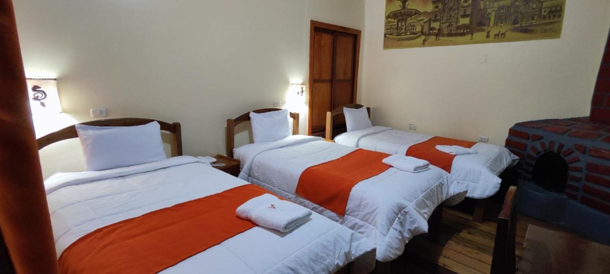 Готель Hostal Andenes De Alabado Куско Екстер'єр фото